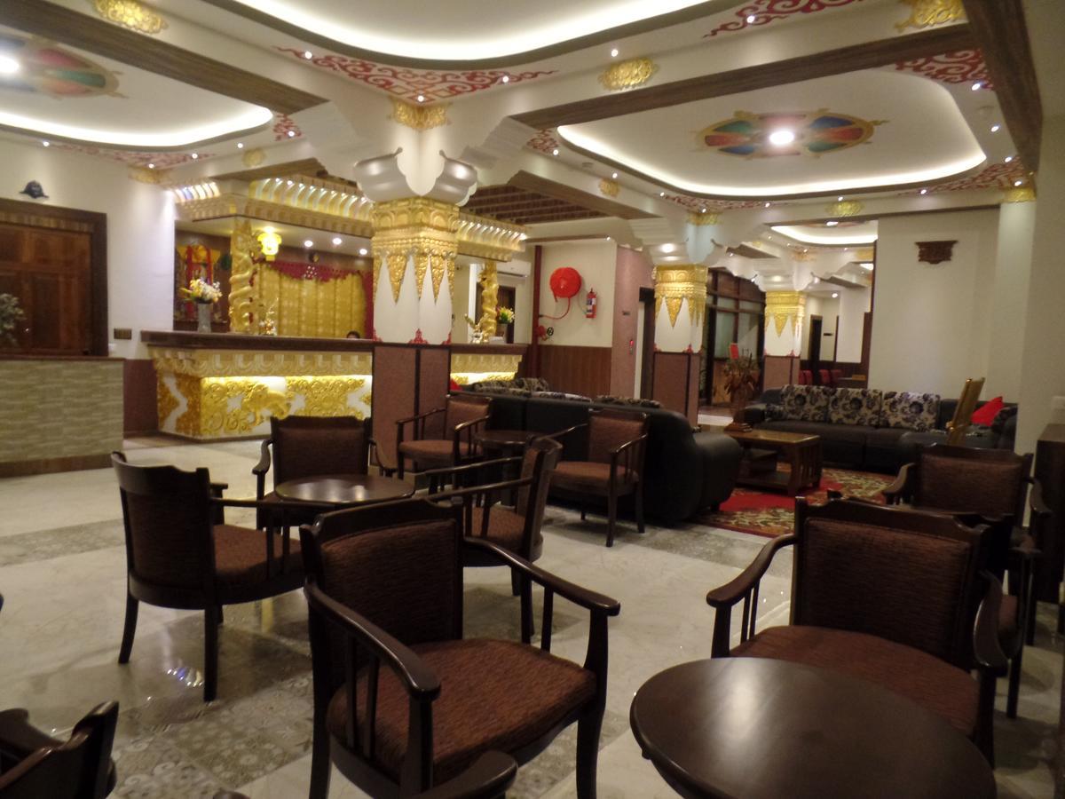 The Lindsay Cheu Den Hotel Gangtok Exterior photo